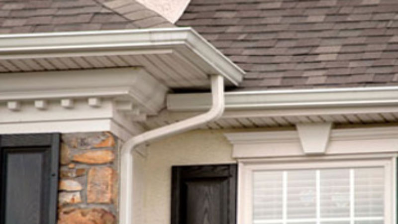 Protect Your Home Value with Rain Gutter Replacement: Minnetonka Experts Recommend