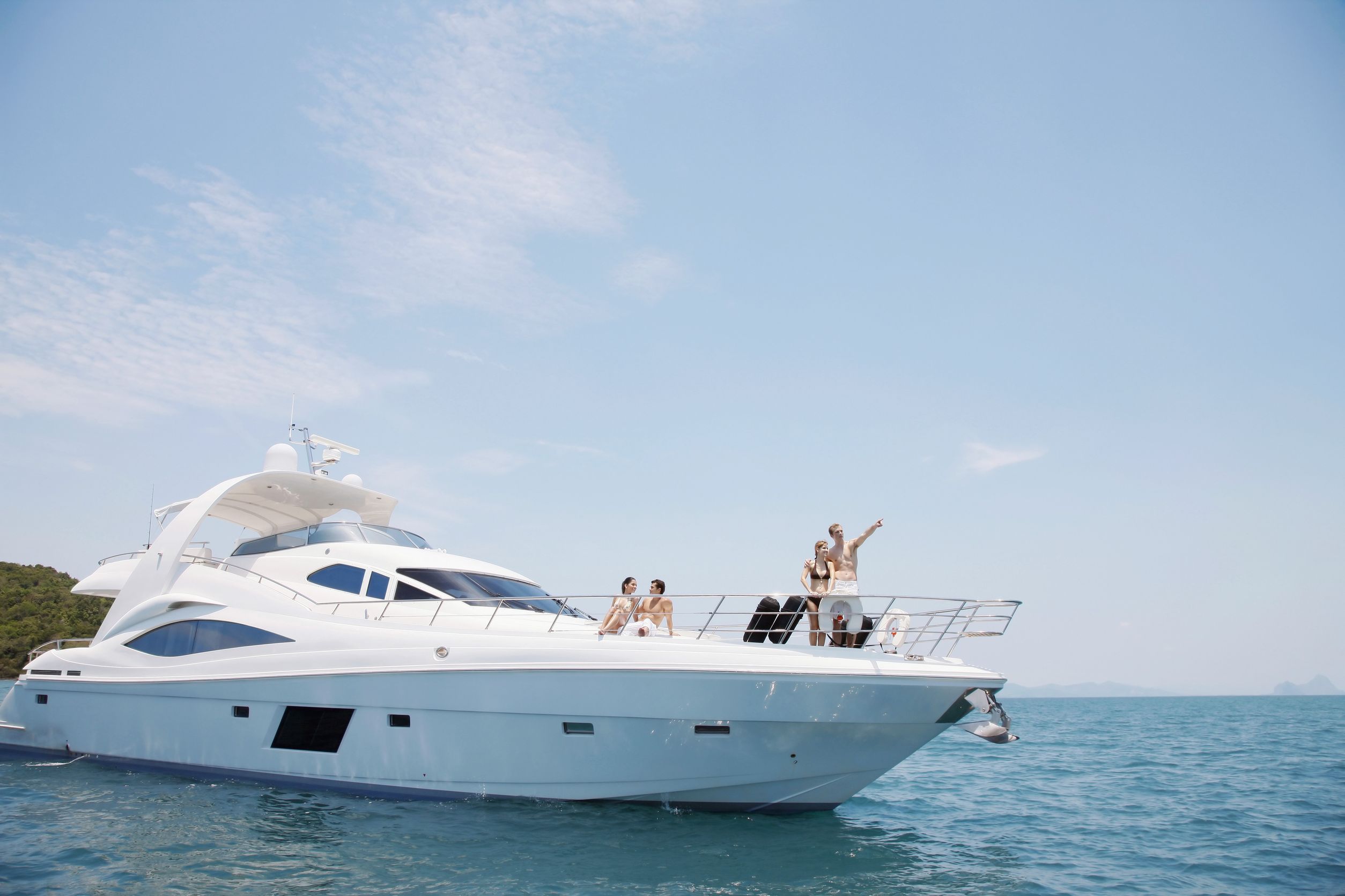 How to Find a Denison Yacht Broker in Fort Lauderdale