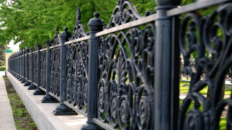 See the Difference a Fencing Contractor in Norfolk, MA Can Make for Your Installation