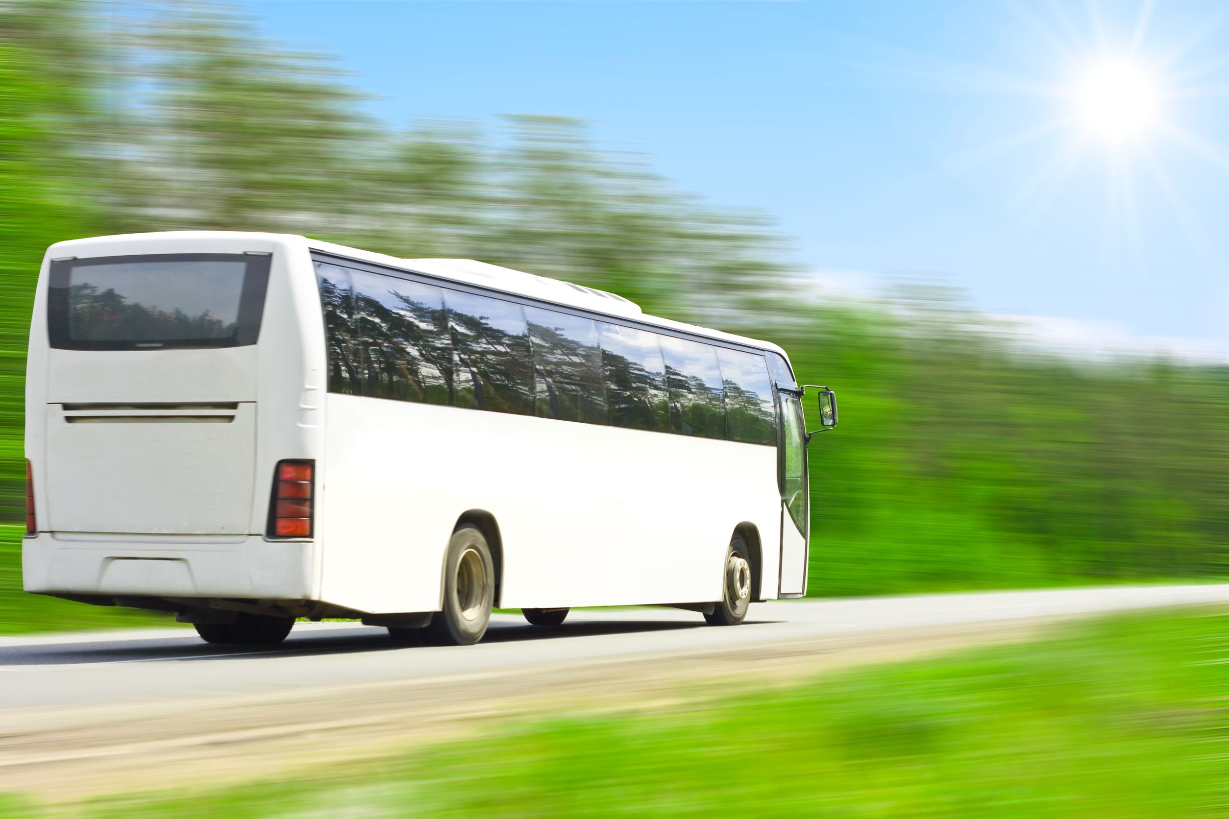 Exploring the Elegance of Luxury Bus Travel to California