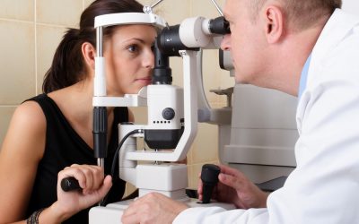 How to choose the right eye treatment Las Vegas, NV, patients trust for results