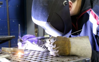 Choosing a Metal Fabricator in Tacoma, WA, for Durable and Precision Metalwork Solutions